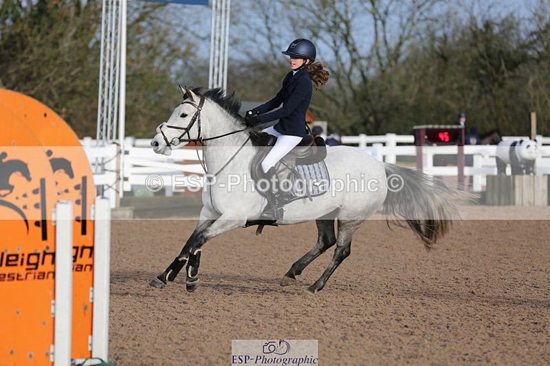 240211A-100214-01697 - Cls 1 Pony Intro 70cm