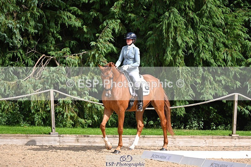 240809-155326-02231 - 210-Beth.Bainbridge-Newton.GlobeTrotter