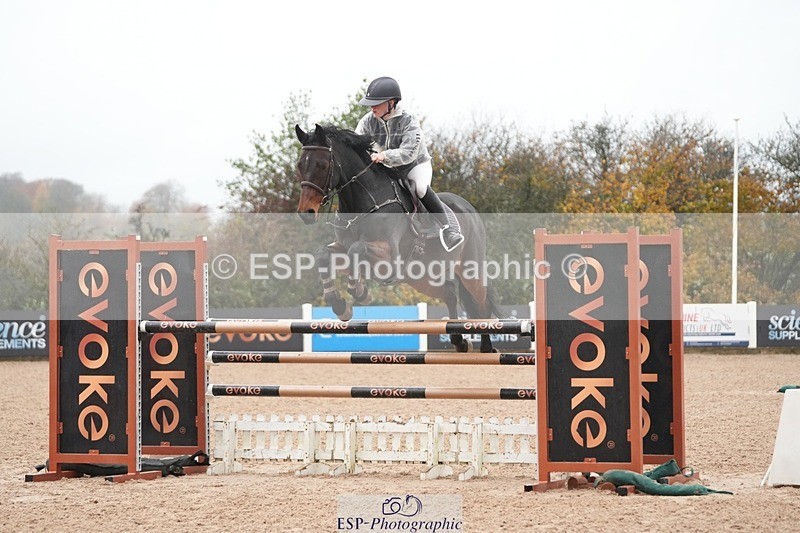 251107-133658-01194 - Cls 6 Foxhunter and 1.20m Open