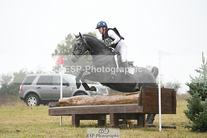 250830-151025-03963 - G-320-Gillian.Tabor