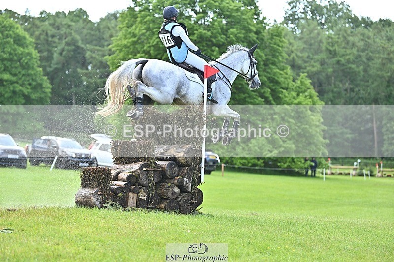 240526-111105-20416 - 416-CRISTAL_FONTAINE-Kitty_King