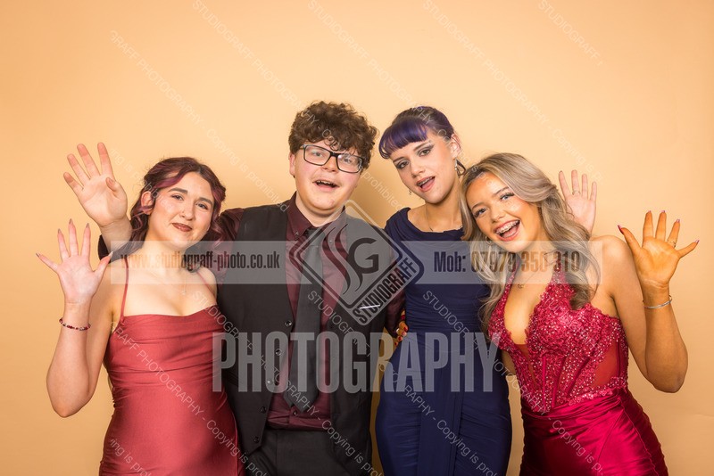 R5L1_2301 - Thurso high school 2025 - Senior prom