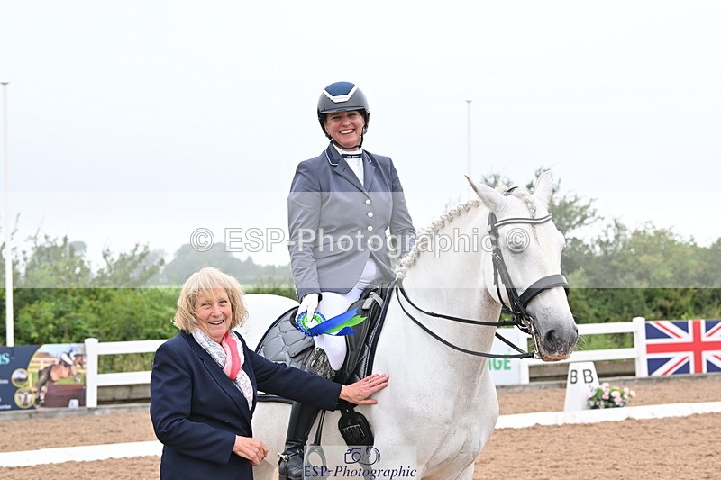 240815A-131608-01290 - Cls 2-P Adv Medium Silver