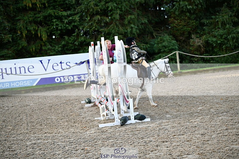 251004A-085939-00020 - Classes 1-2-3 40cm