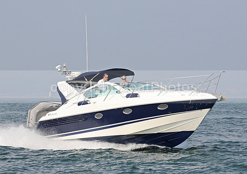 140907 JARDIA FAIRLINE TARGA 34 WT7A5577 - Motorboats - Open