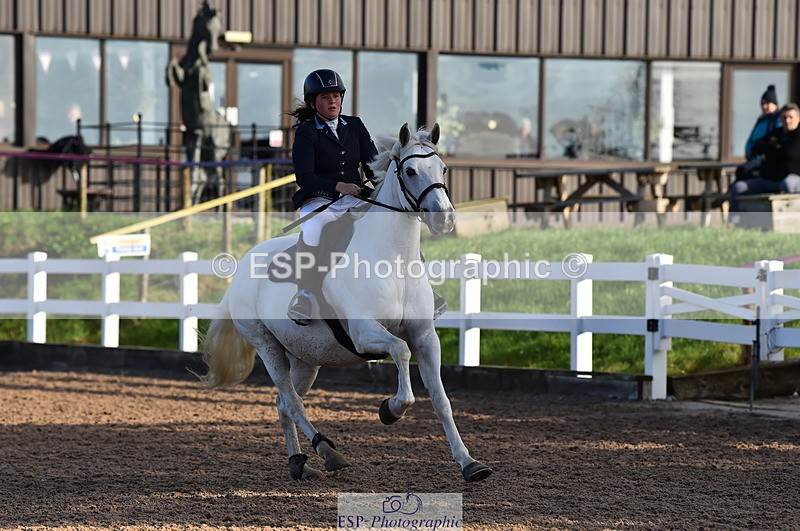 231014A-095512-03793 - Cls 12 British Novice & 90cm Open