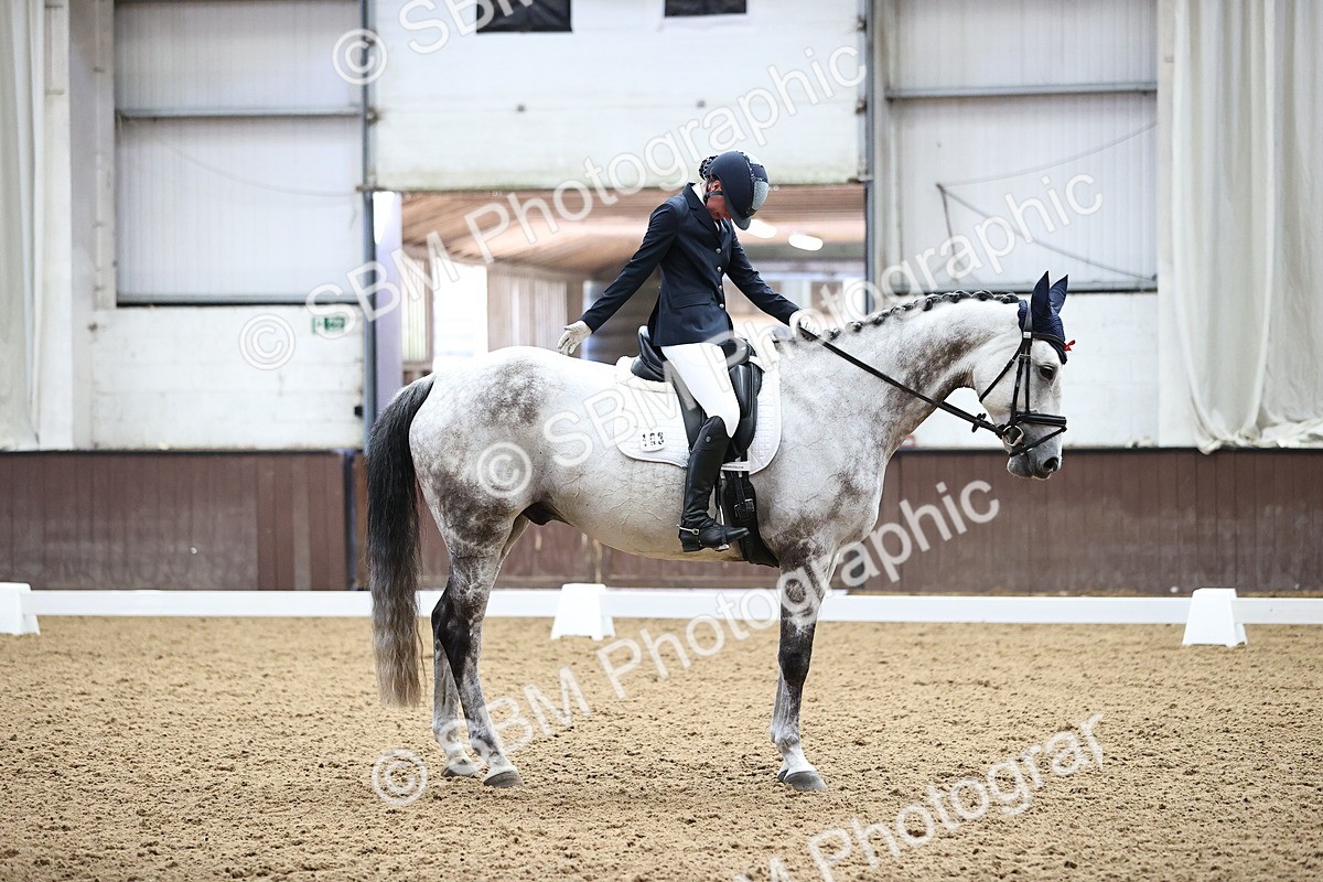 SBM_000977 - Novice 4 Warm Up