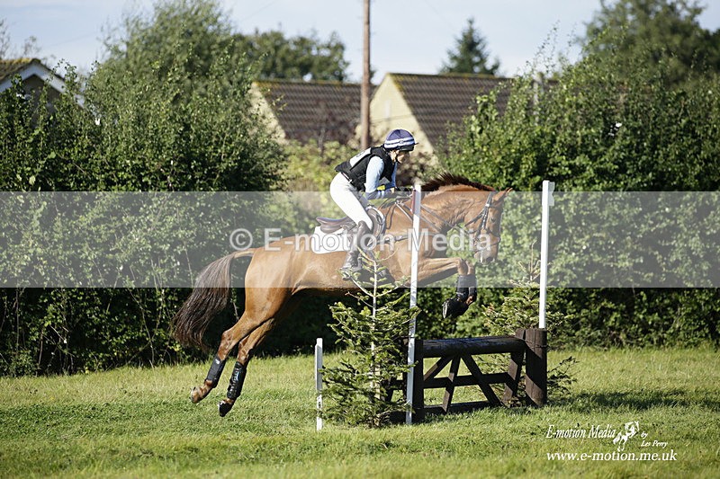  WWHT 031021 696 - WWEC Novice Restricted (0.80m) 18/10/20