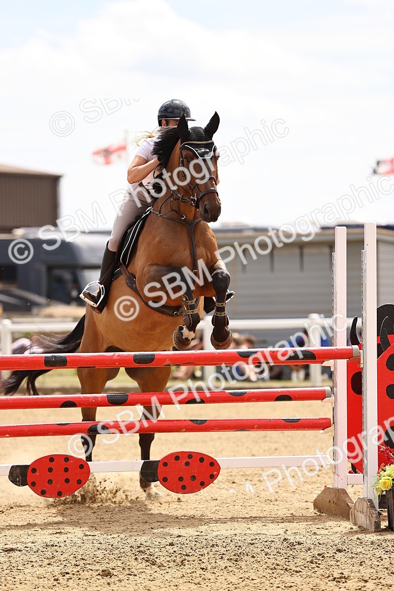 SBM_010634 - Class 9 - Senior Foxhunter - 1.20m Open