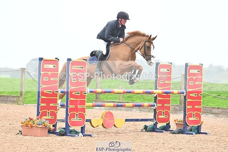 251003-121359-00679 - Cls 2 Newcomers and 1.10m