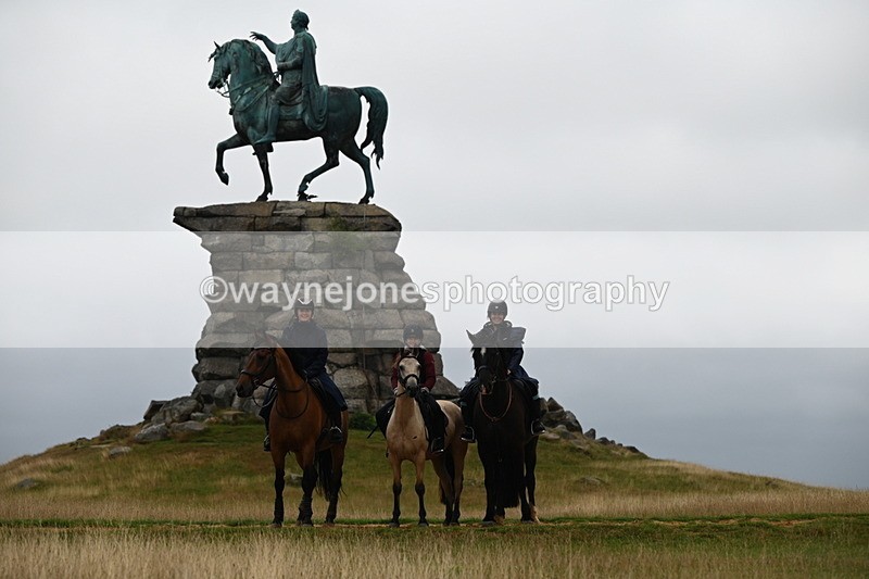 DSC_0200 - Time at Statue 09:51 to 10:54