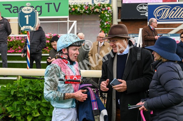 131023-Race 2-Lordship-7644 - Race 2 2.40pm William Hill Finale Handicap