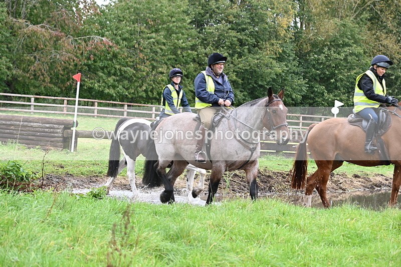 WJ6_6477 - Time at Photographer 12:41 to 13:05