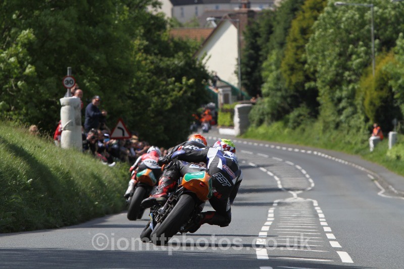 Jamie Hamilton Kawasaki / Stewart Smith Racing. - Bikenation Lightweight TT