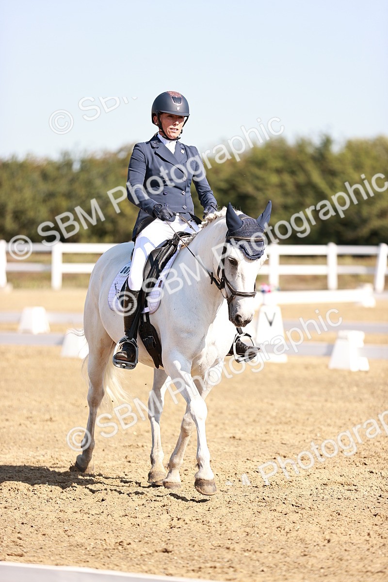 SBM_004417 - Class 12 - Novice 5 - 9.07-10.10