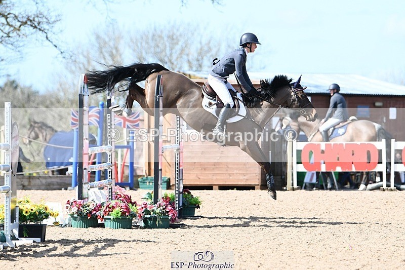 250328-131742-01194 - Cls 3 Snr Foxhunter