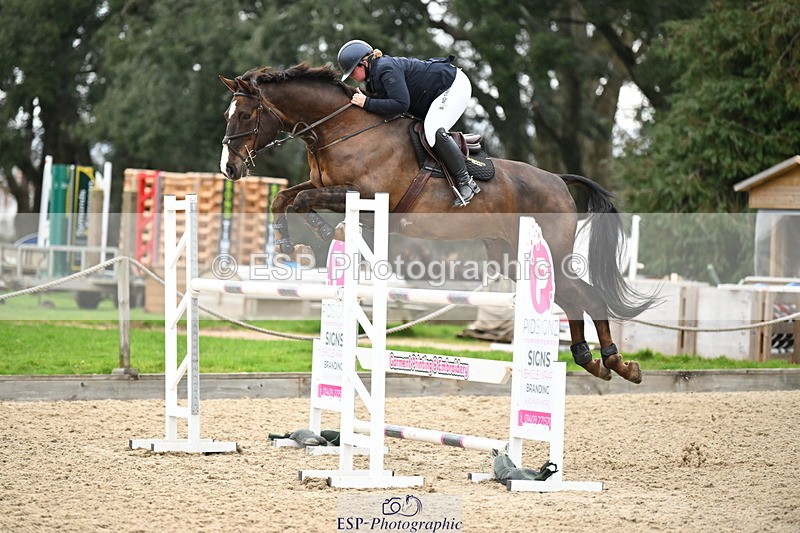 250323A-152552-05013 - Cls 25 Snr Fox & 1.20m Open