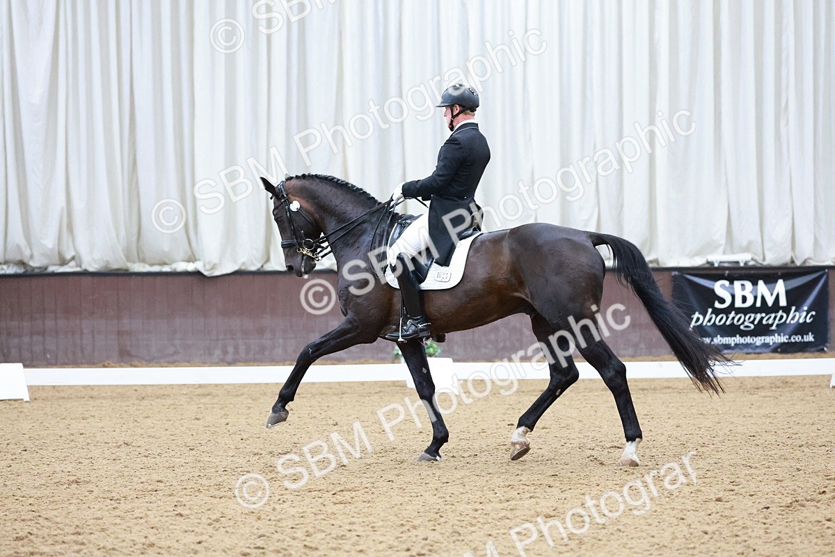 SBM_021440 - Class 14 - FEI Grand Prix - 17.40-18.34
