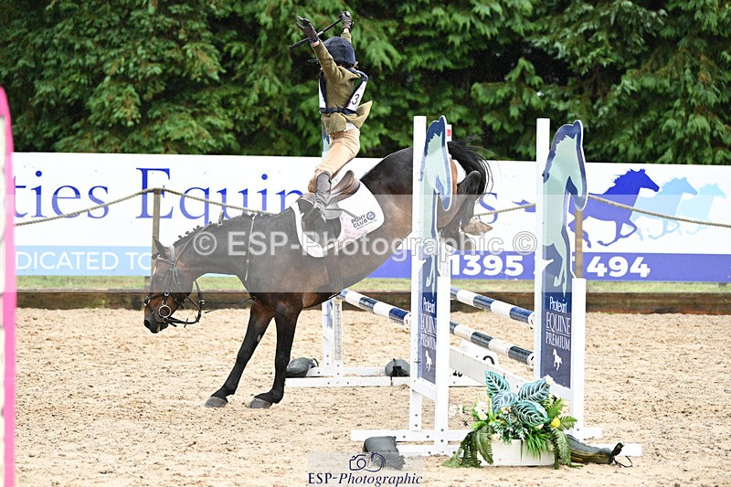 240824X-095545-23439 - 70cm Round 2 9.30 to 10.30