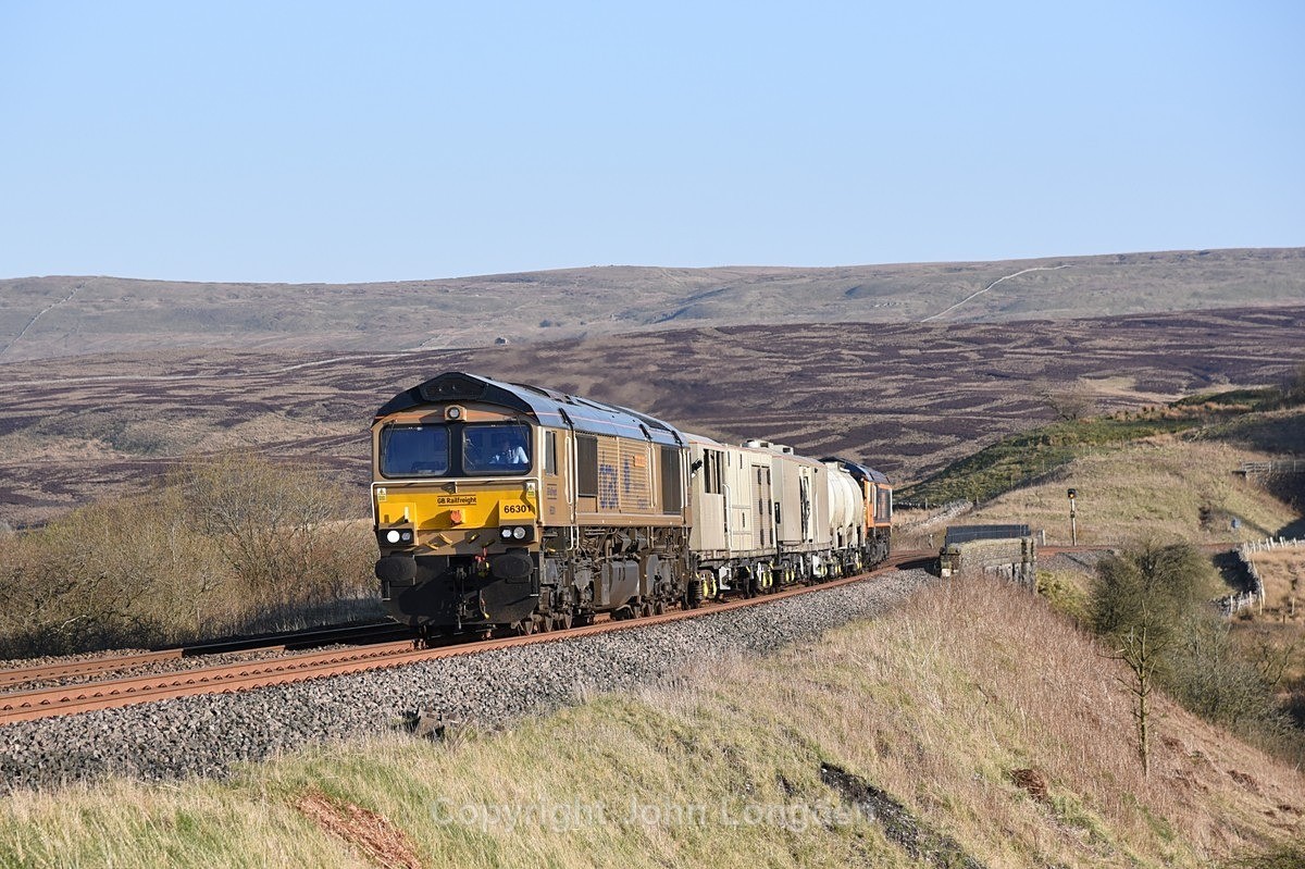 JL - 8.4.25 66301/736 3Q99 Carlisle Upperby - Carlisle Upperby, Lunds - Latest shots