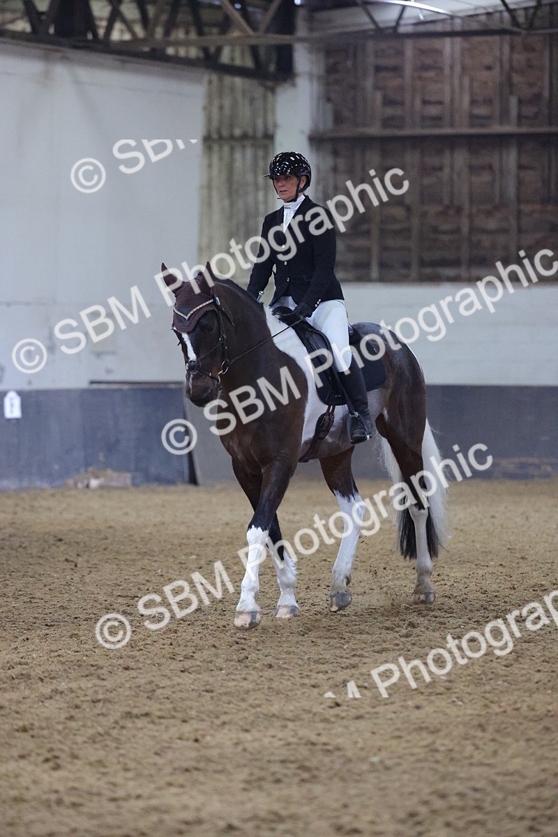 SBM_002995 - Class 9-10 - MQ U21 Open Novice 1