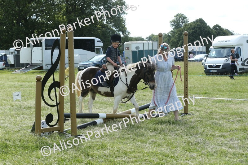 20260614-0108 - Class 1 - 30cm Lead Rein
