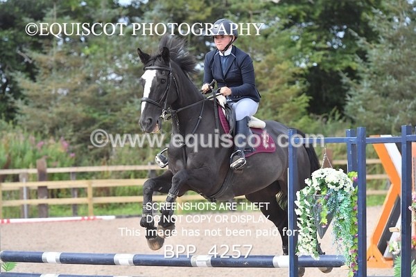 BPP_4257 - CLASS 12 SUN Senior British Novice/ 90cm Open
