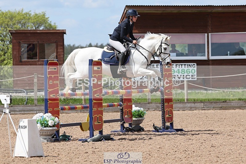 250504-124719-02592 - Cls 5 Pony Foxhunter and 1.10m Open