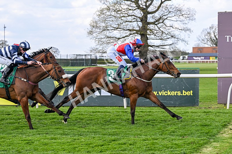 100426-Race 4-Harswell Ruby-3275 - Race 4