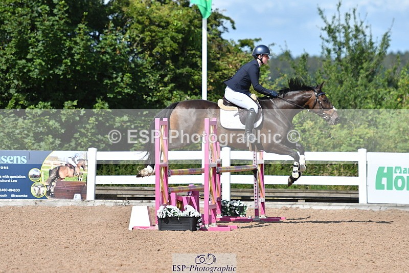 240727A-102503-03440 - Cls 20 Snr British Novice and 90cm Open