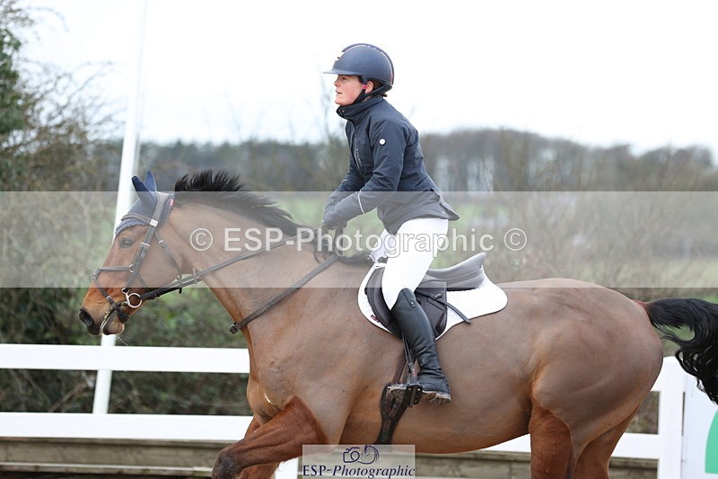 240223A-131127-01408 - Cls 5 Newcomers and 1.10m Open