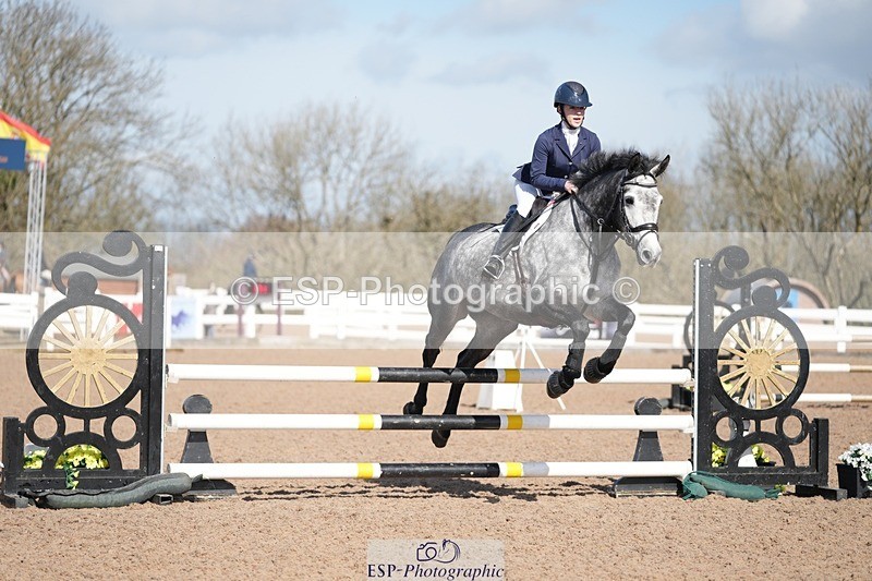 250329-102318-03611 - Cls 20 British Novice and 90cm