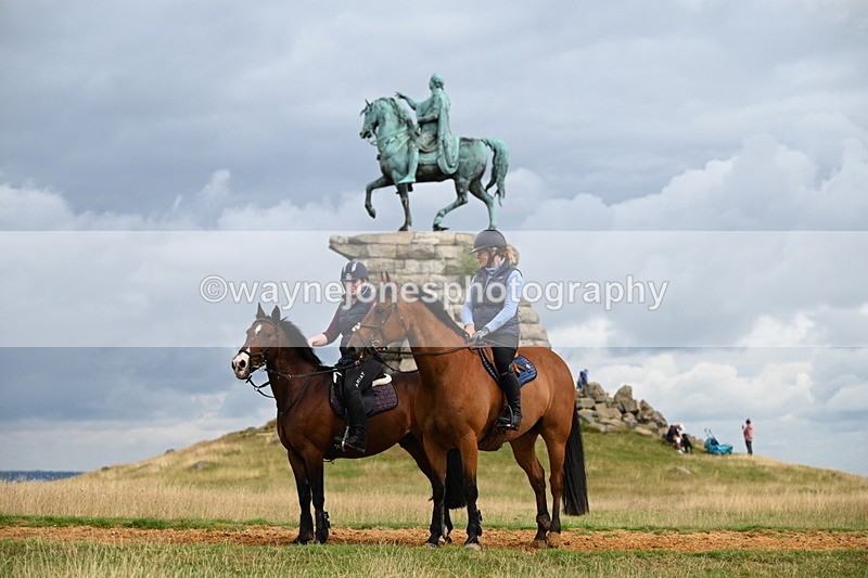 DSC_4456 - Time at Statue 09:50 to 11:09