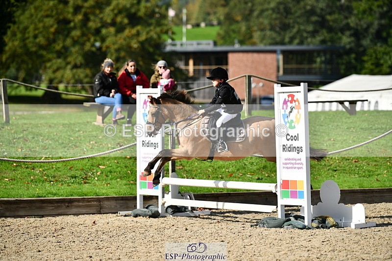 251004A-132439-01262 - Classes 6 & 7 60cm