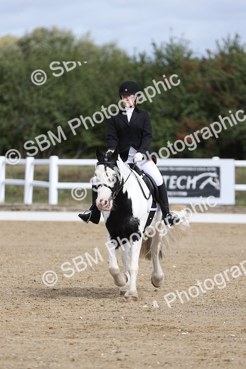 SBM_001995 - Class 2 - Intro 4 Champs - 10.56-11.44