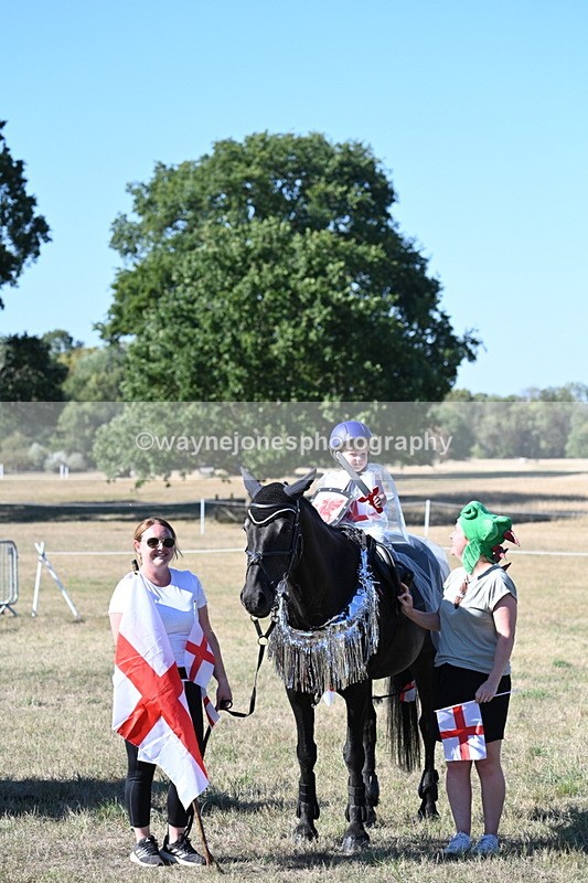 WJ7_2643 - Class 45 Fancy Dress (My Fav)