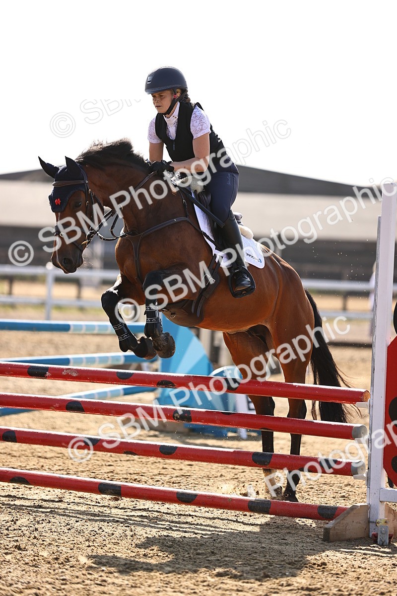 SBM_005472 - Class 8 - Clear Round