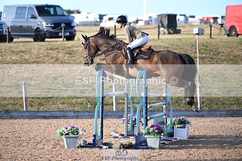 260731-194303-07203 - Cls 15 Snr Foxhunter
