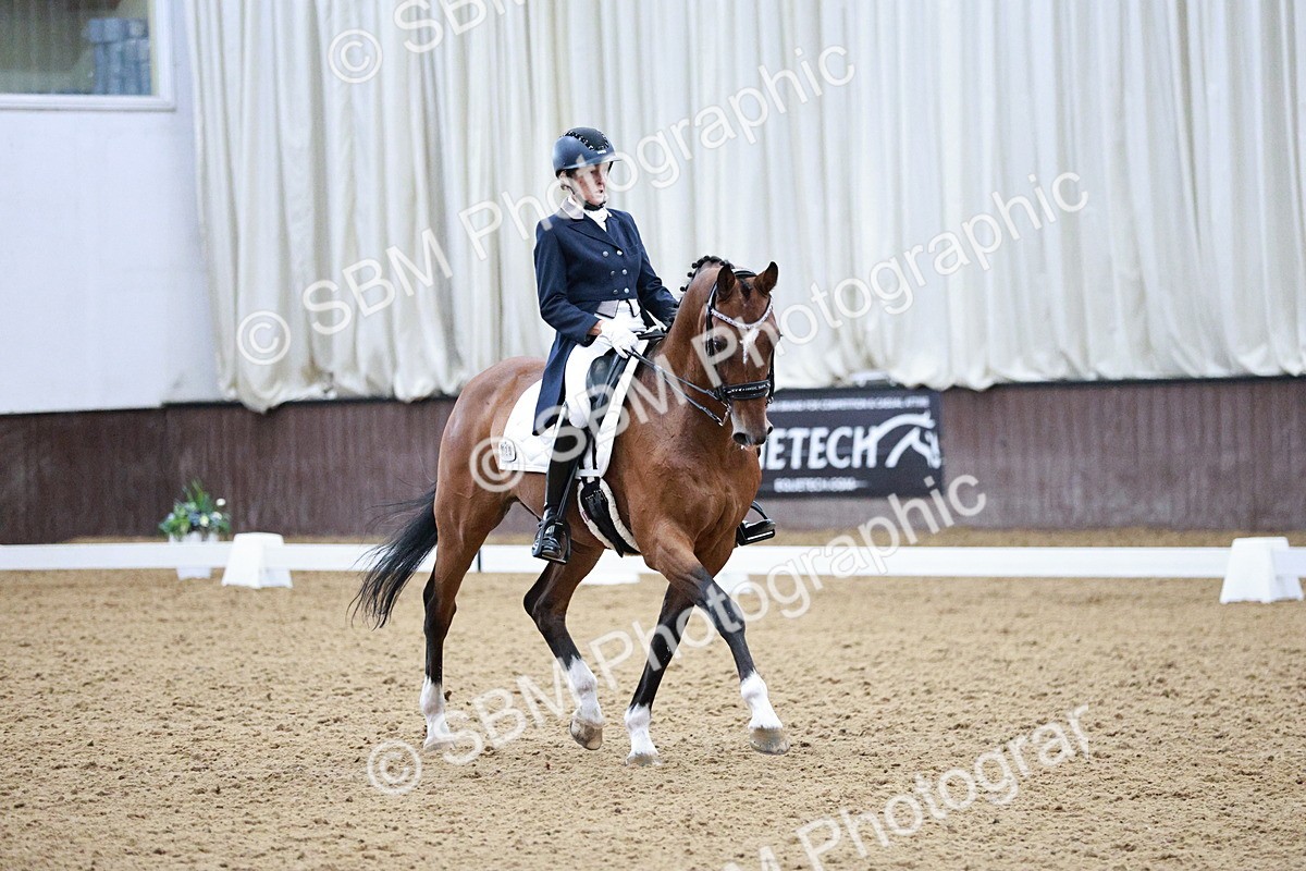 SBM_020649 - Class 13 - FEI INT I - 15.30-16.00