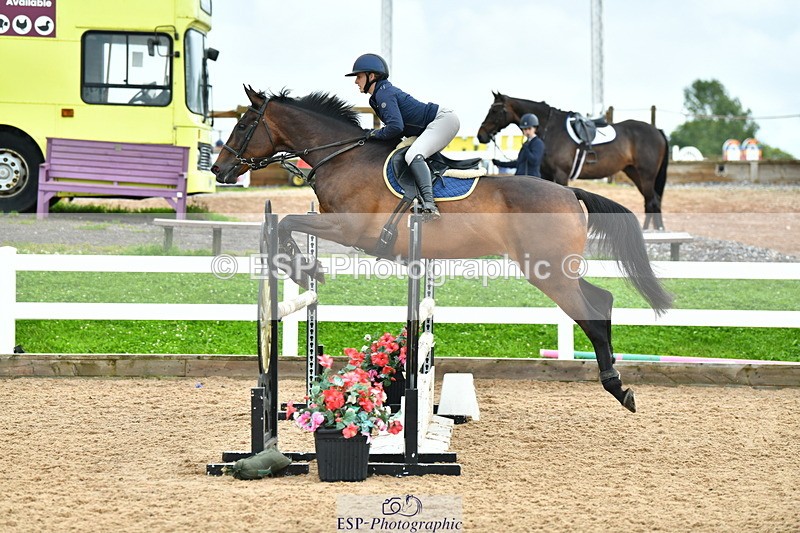 230730A-143511-10380 - Cls 35 1.05m Amateur Quali