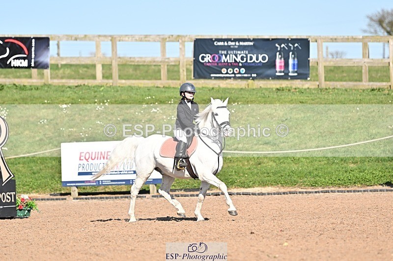 250401-162742-00096 - 60cm classes