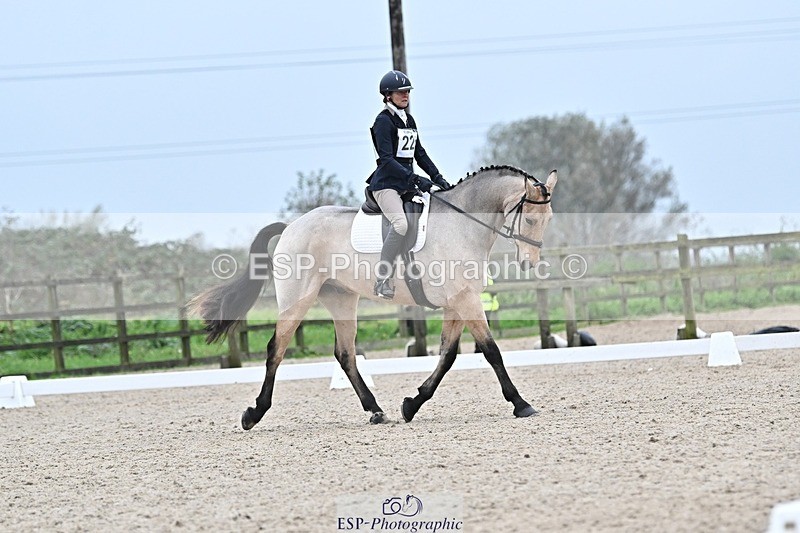 241103-150018-02686 - Novice 1 - 14.44 to 16.08