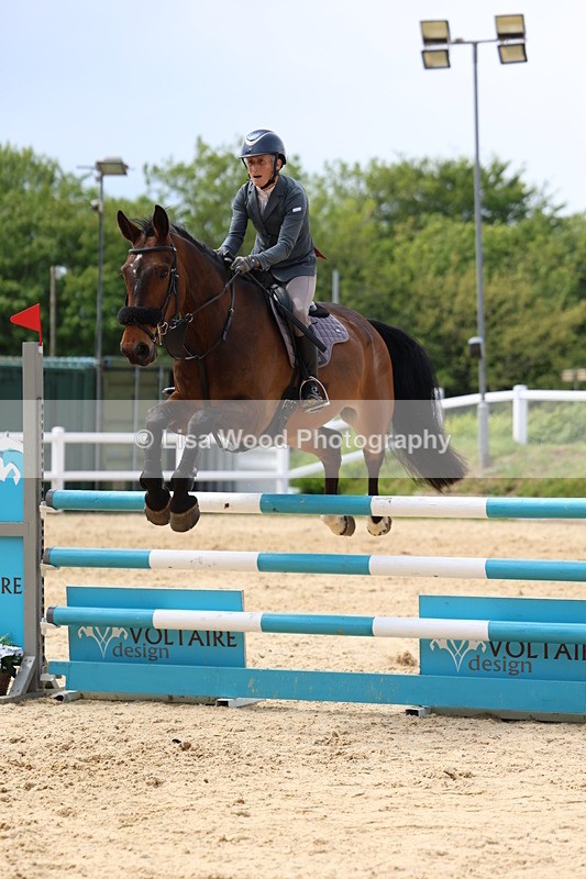 3E7A9299 - Class 7: Senior 1.05m