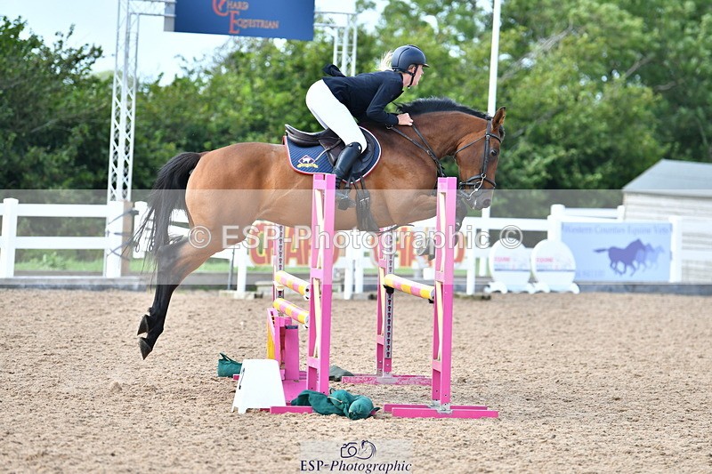 230819A-144421-00855 - Cls 31 85cm Amateur Qualifier