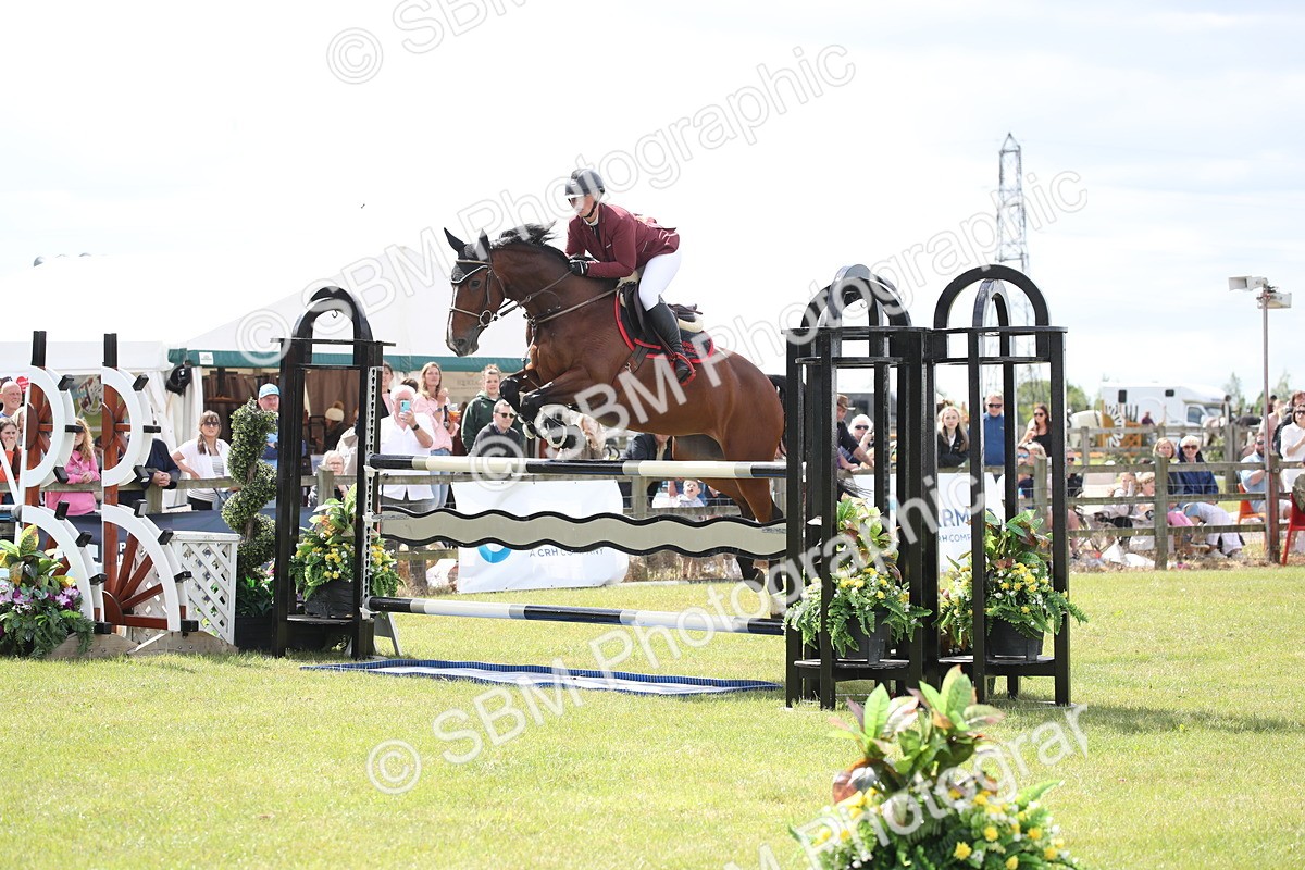 SBM_17520 - Class 208 - Senior Foxhunter 1.20m Open