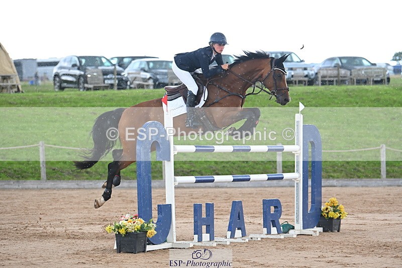 230721A-112756-05657 - Cls 6, 2 Star Medium 1.35m