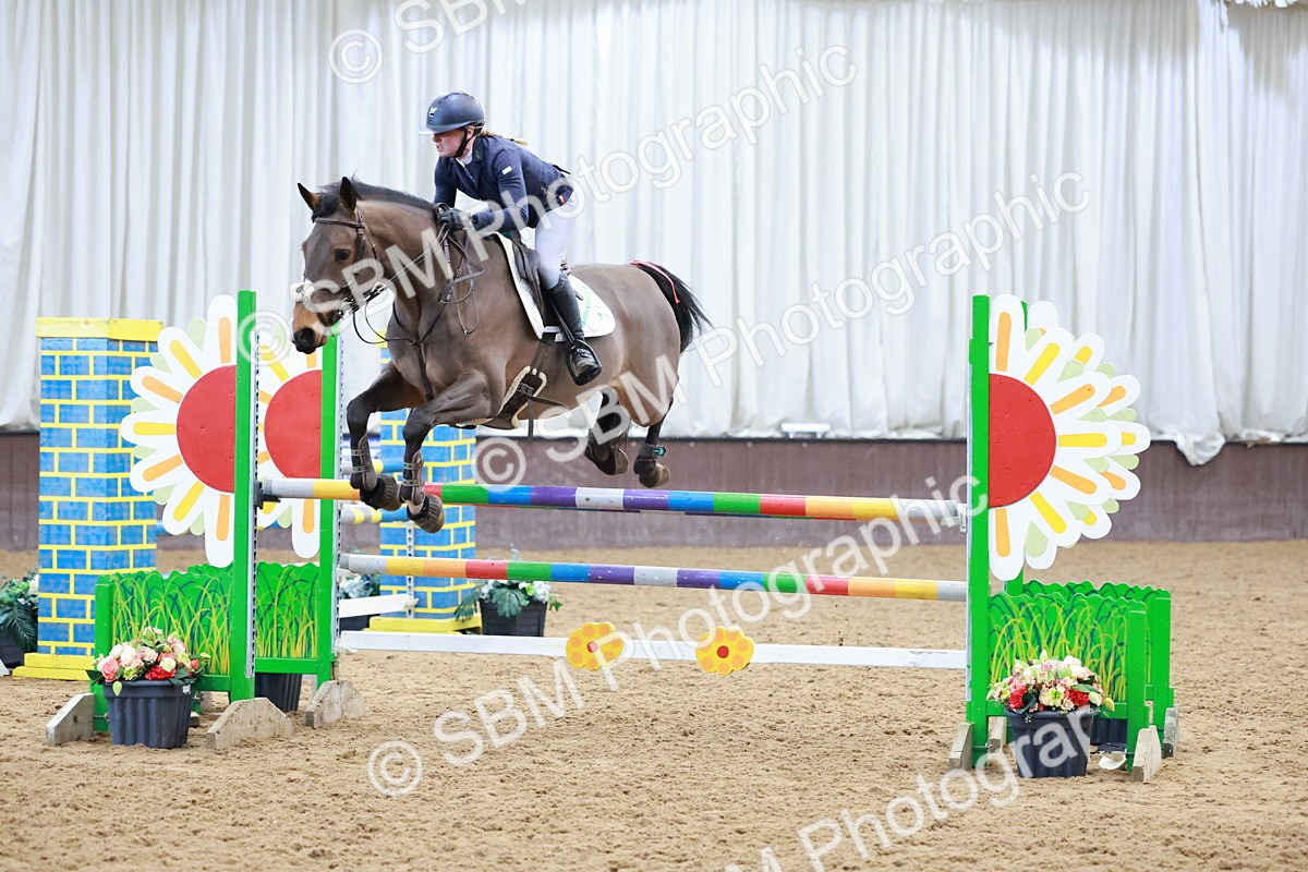 SBM_003915 - Class 11 - Senior Newcomers/ 1.10m Open