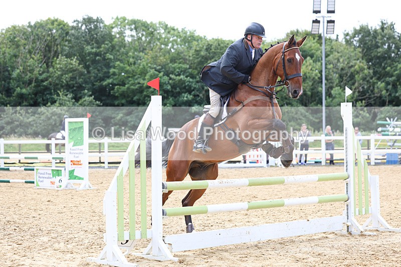 3E7A9857 - Class 9: Senior British Novice/90cm open