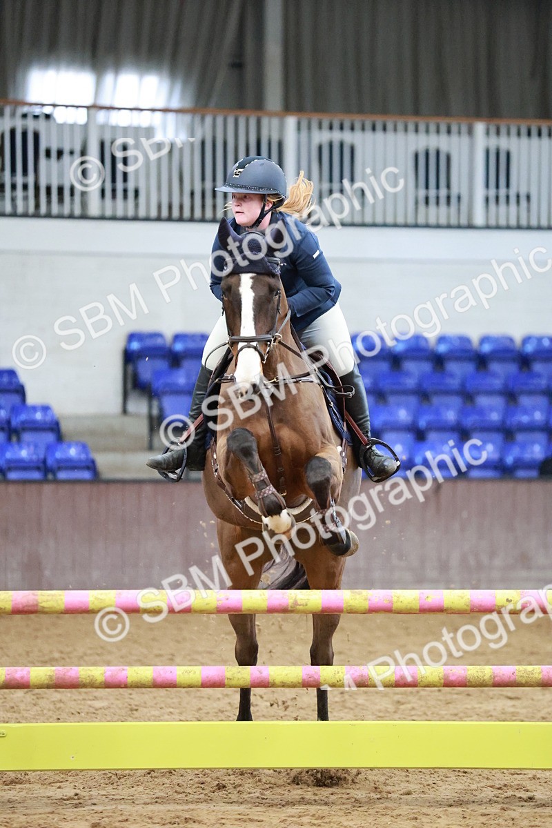 SBM_000587 - Class 2 - Senior British Novice 90cm
