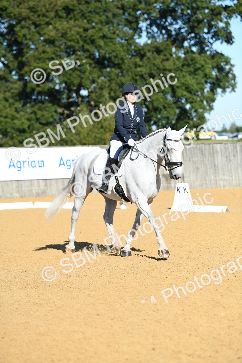 SBM_16237 - D4 - Small Tour Championship - Intro B